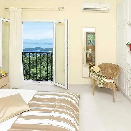 Aetos Villa